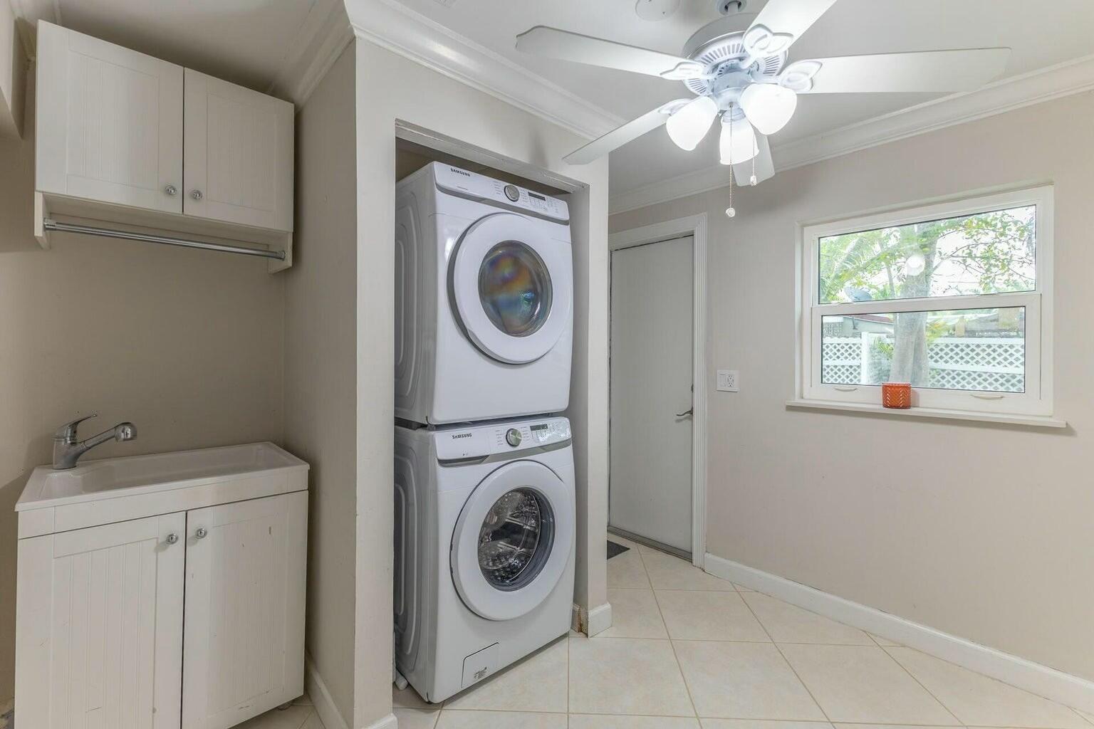 498 NE 47th Street