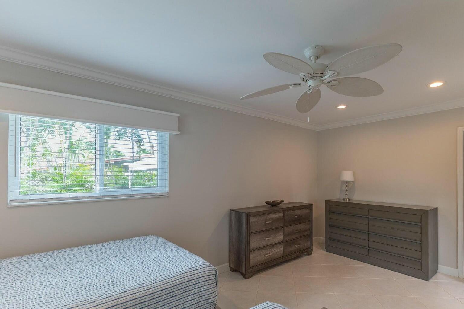 498 NE 47th Street