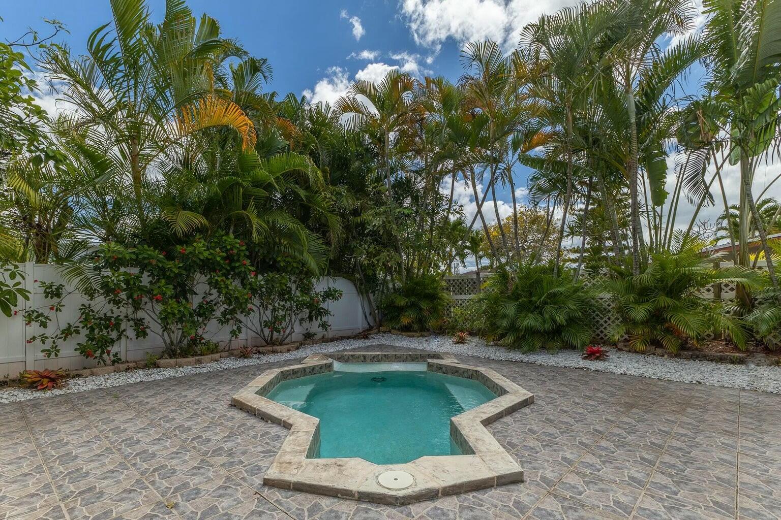 498 NE 47th Street