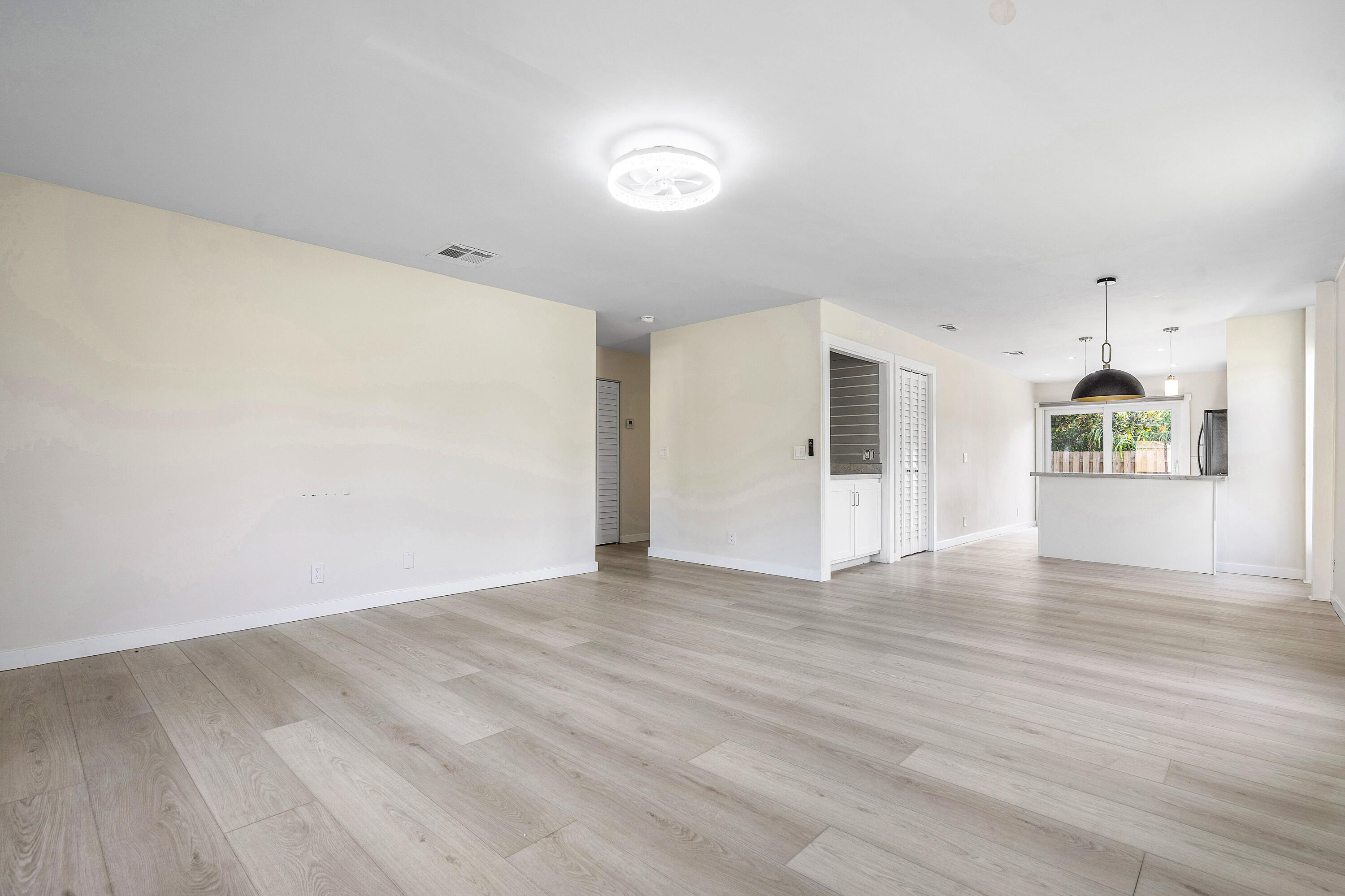 4627 Orleans Court D