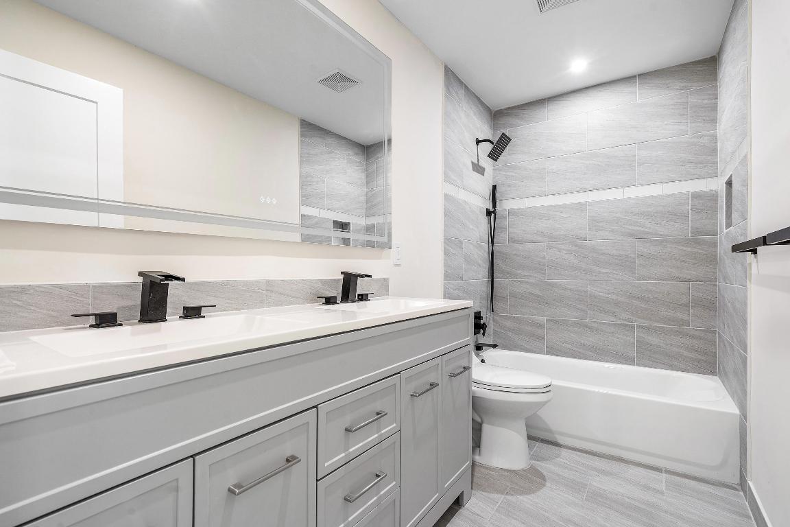 4627 Orleans Court D