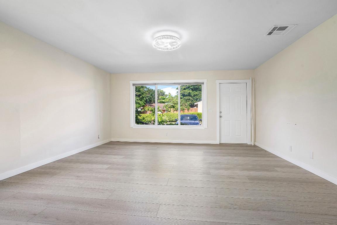 4627 Orleans Court D