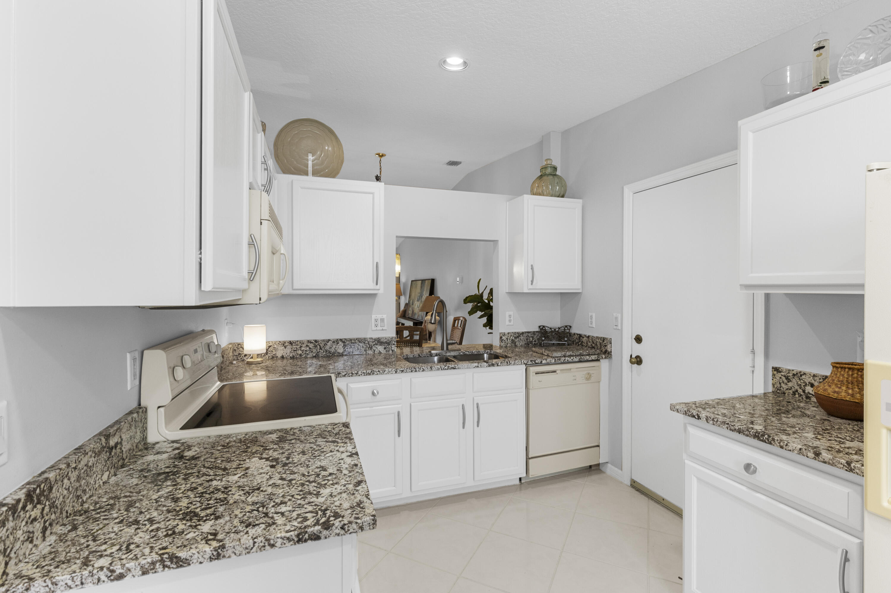 11736 Bay Breeze Court