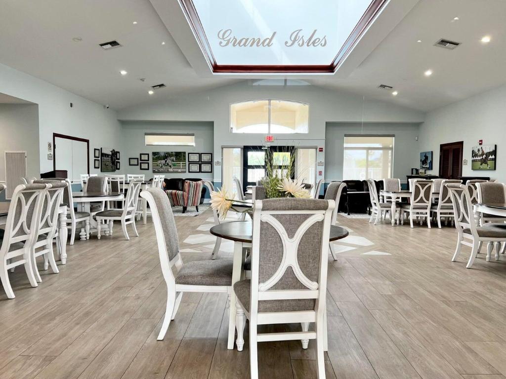 11736 Bay Breeze Court