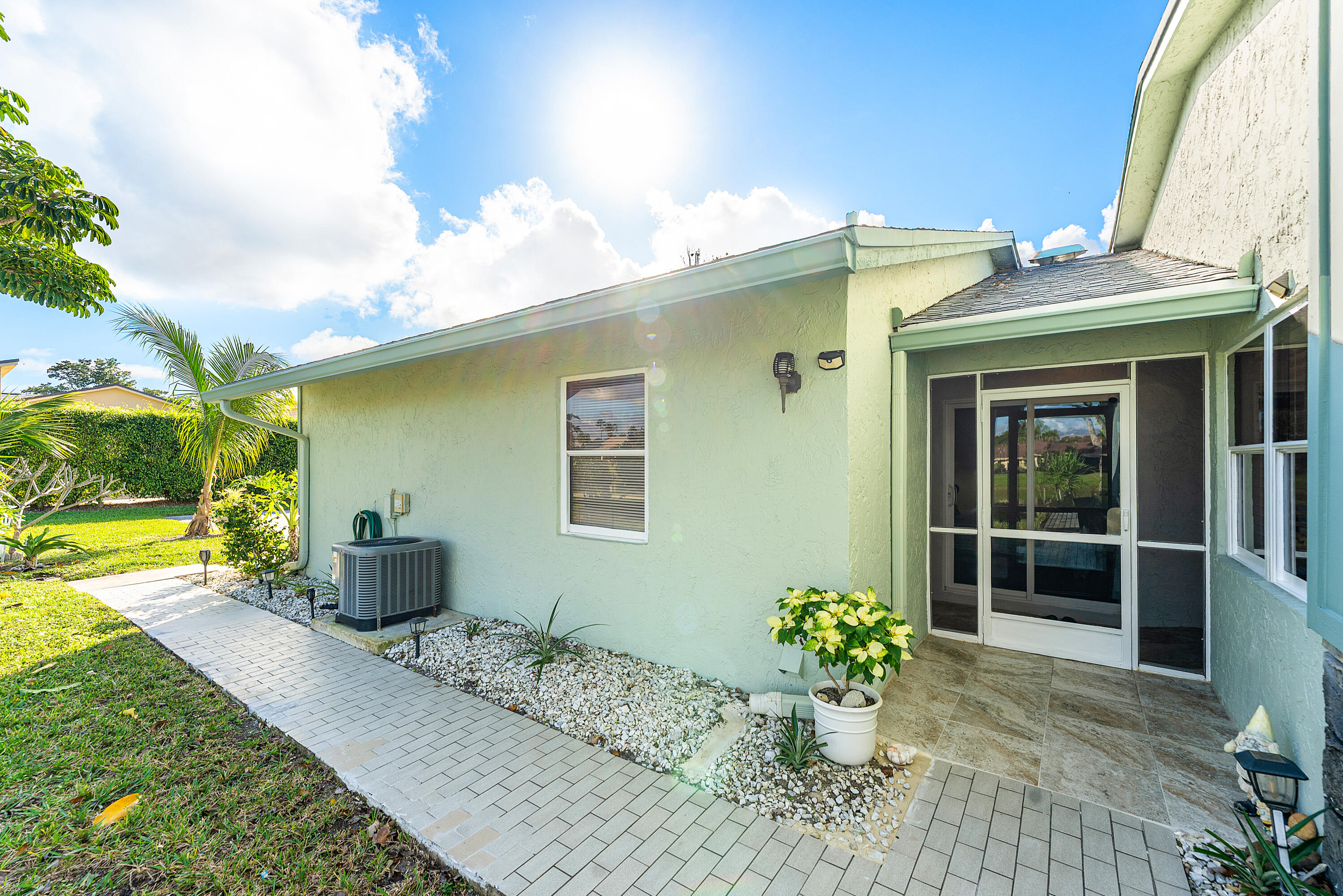 2601 NW 10th Street