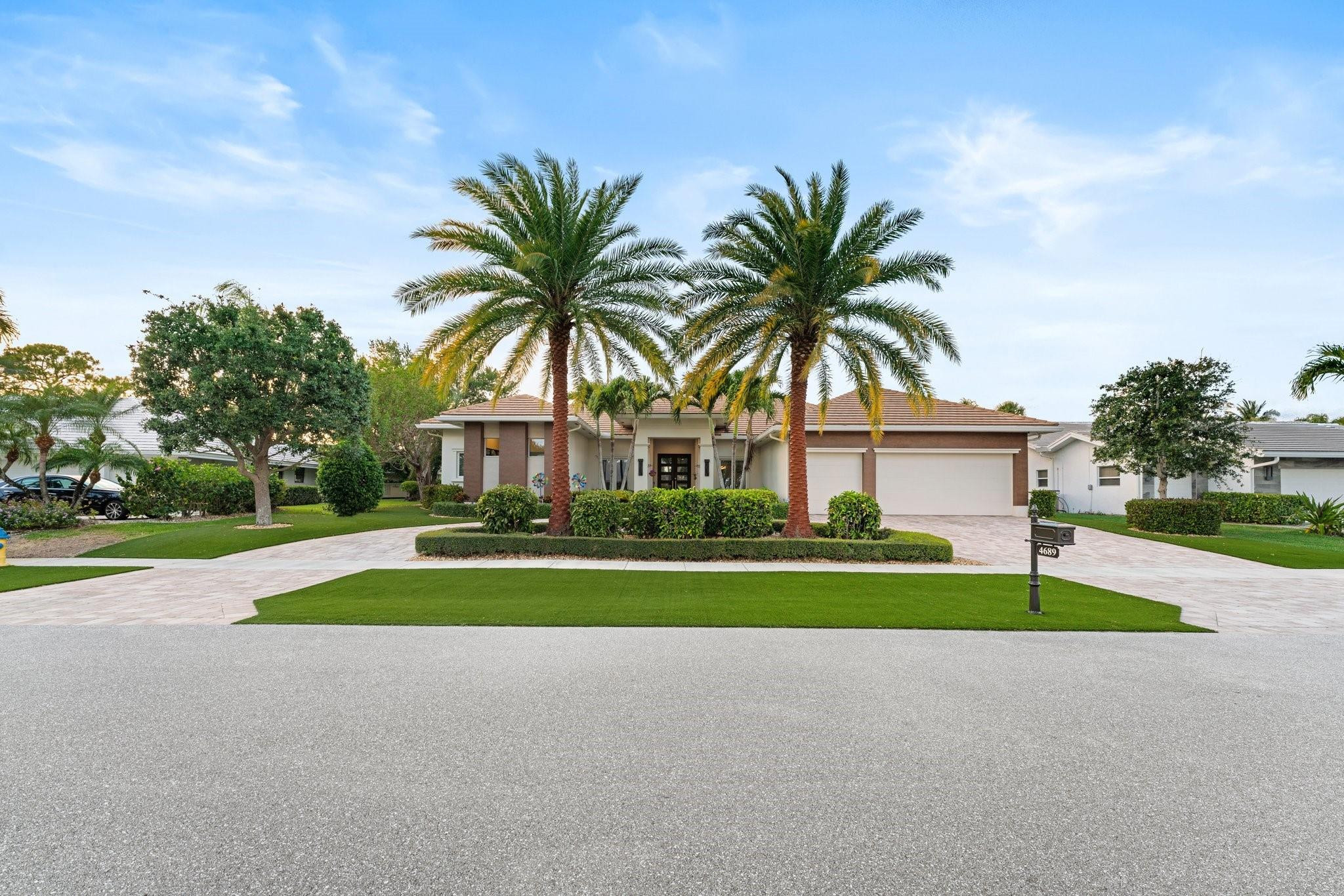 4689 Tree Fern Drive