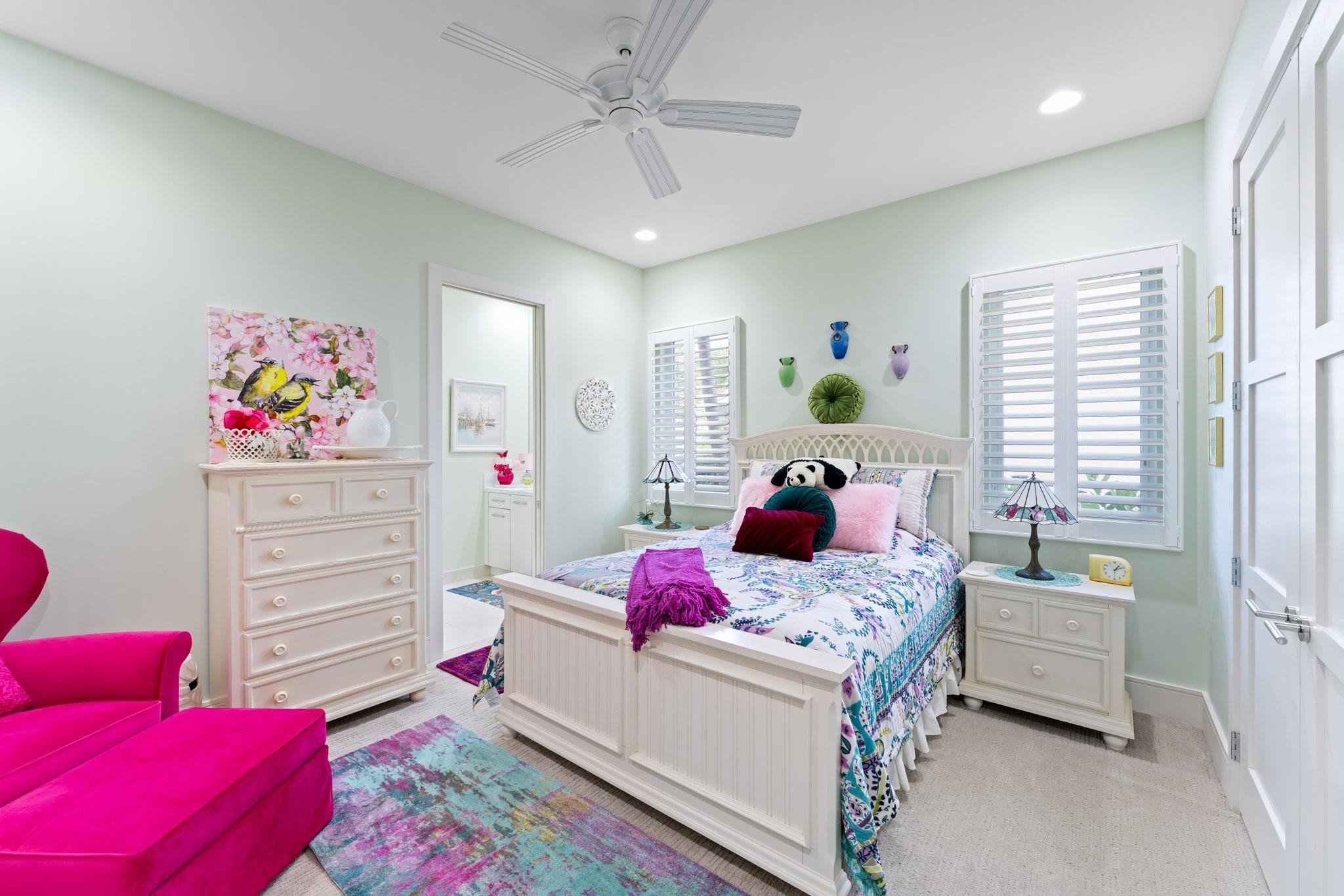 4689 Tree Fern Drive