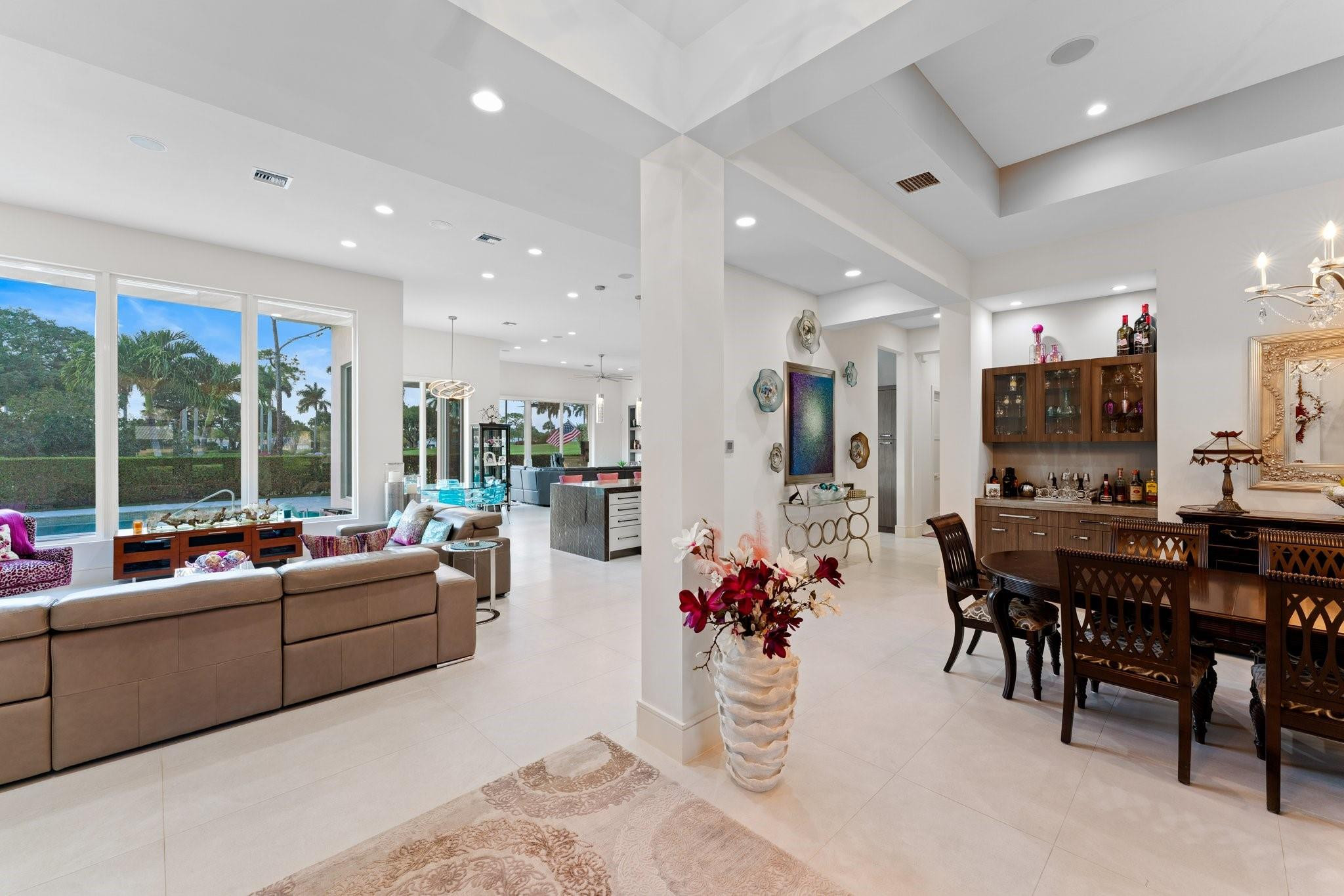 4689 Tree Fern Drive