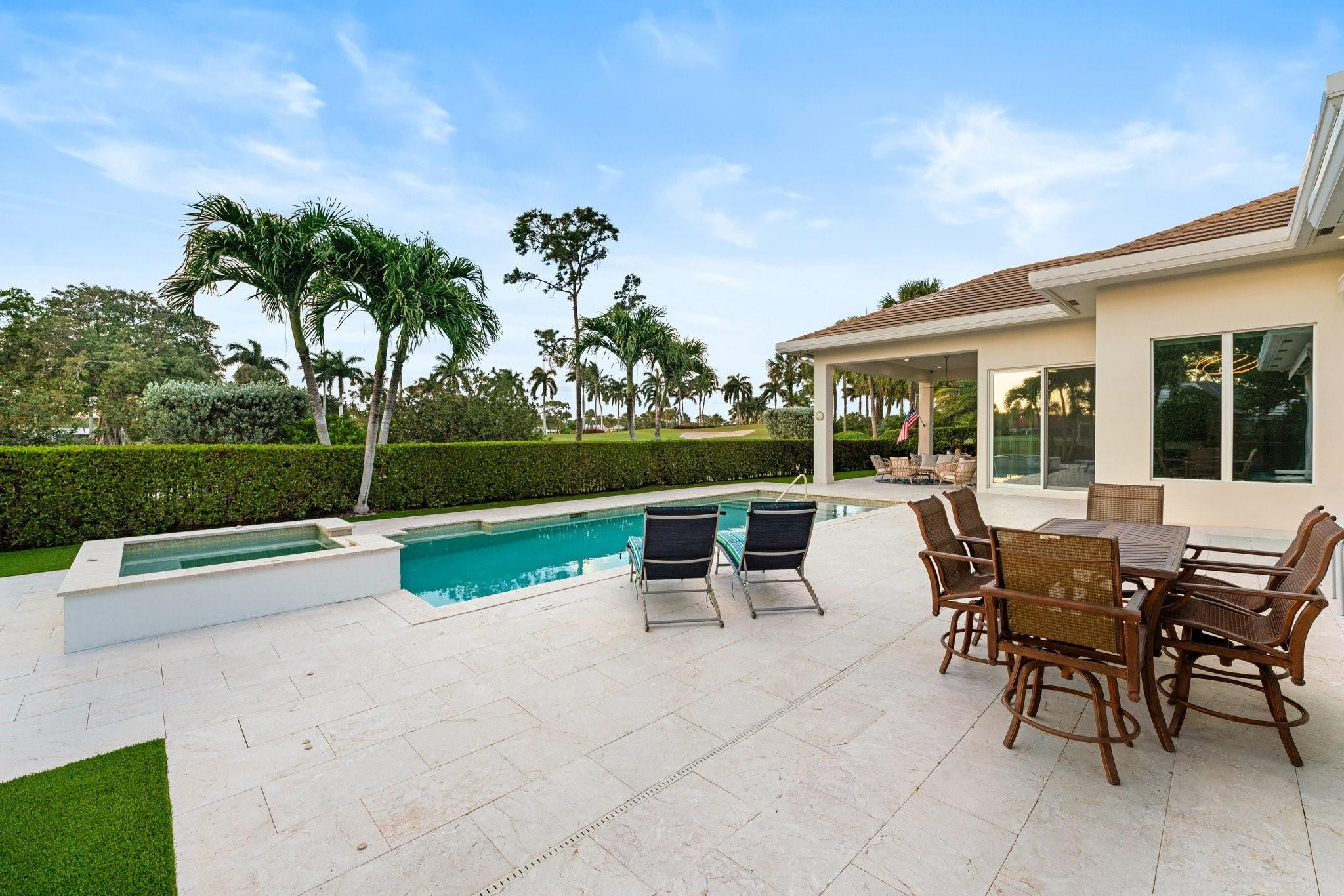 4689 Tree Fern Drive