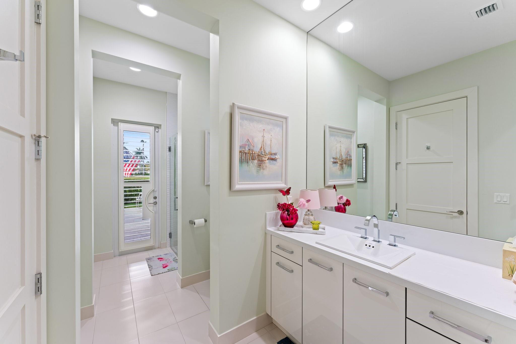 4689 Tree Fern Drive