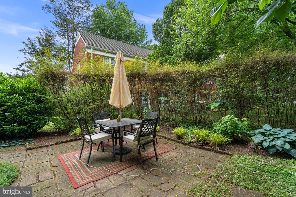 3408 MARTHA CUSTIS DRIVE