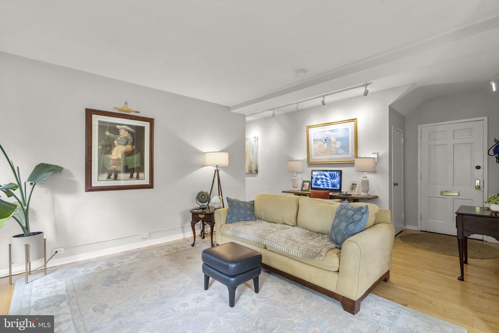 3408 MARTHA CUSTIS DRIVE