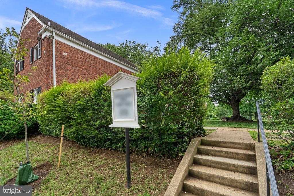 3408 MARTHA CUSTIS DRIVE