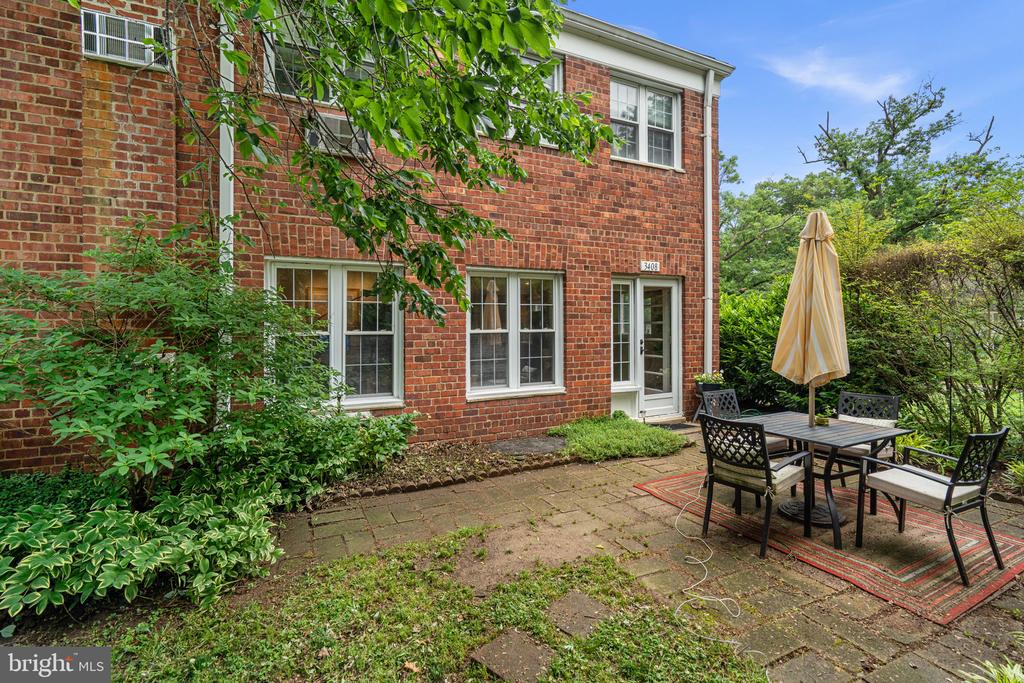 3408 MARTHA CUSTIS DRIVE