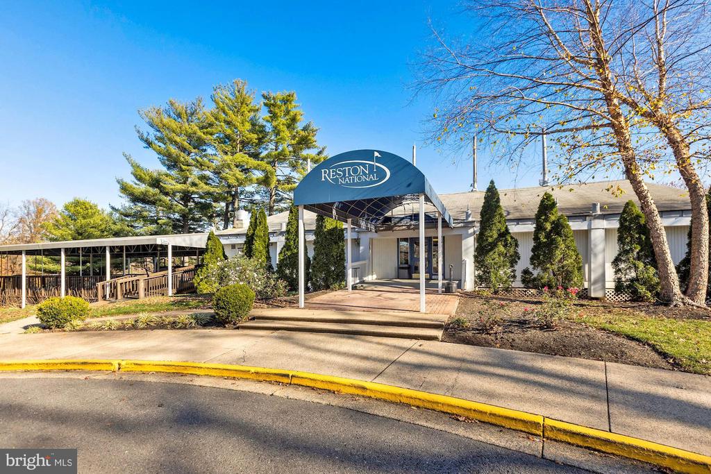 1656 PARKCREST CIRCLE 200