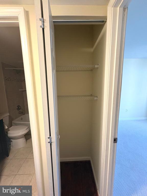 1659 PARKCREST CIRCLE 100