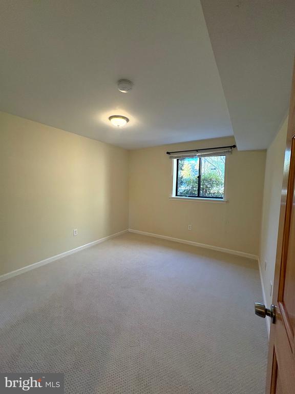 1659 PARKCREST CIRCLE 100