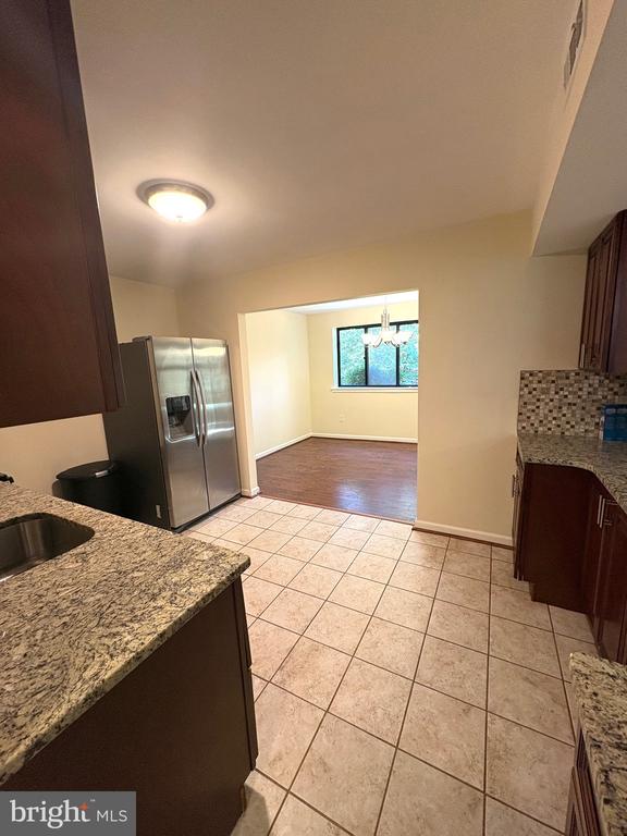 1659 PARKCREST CIRCLE 100