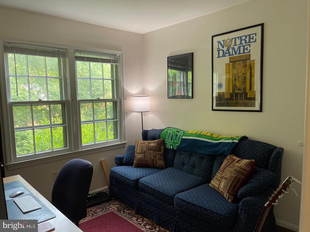 2182 GREENKEEPERS COURT