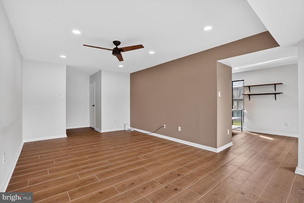 2018 COLTS NECK ROAD 10/11B