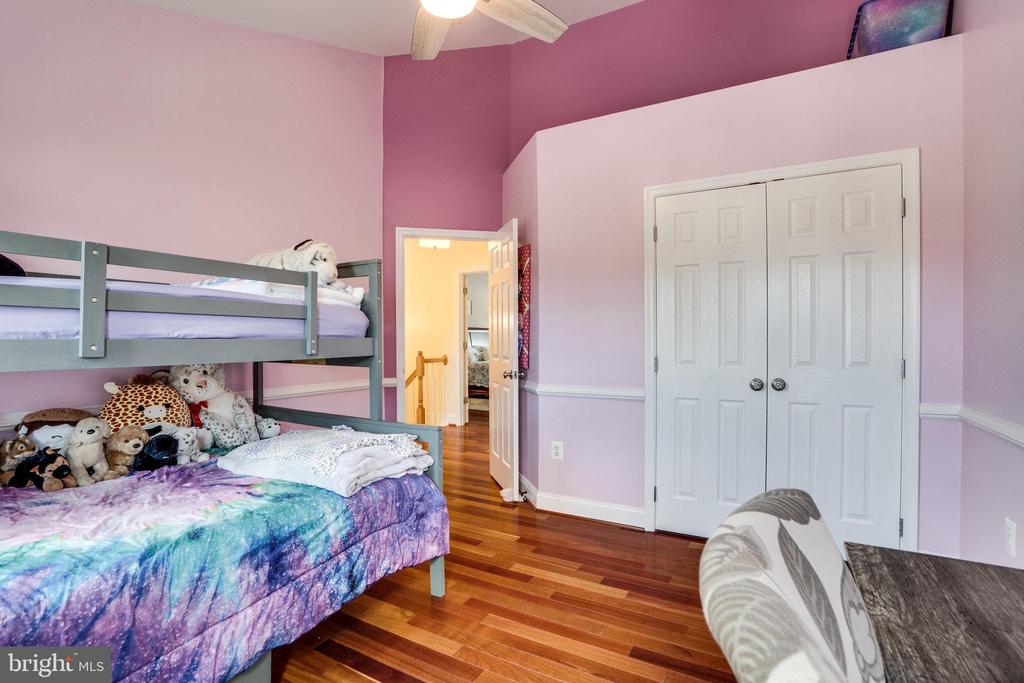 21292 VICTORIAS CROSS TERRACE