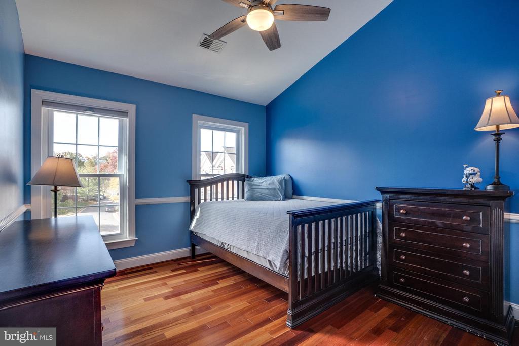 21292 VICTORIAS CROSS TERRACE