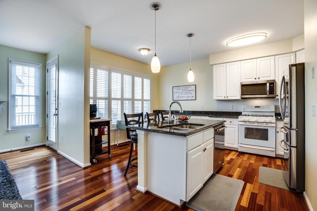 21292 VICTORIAS CROSS TERRACE