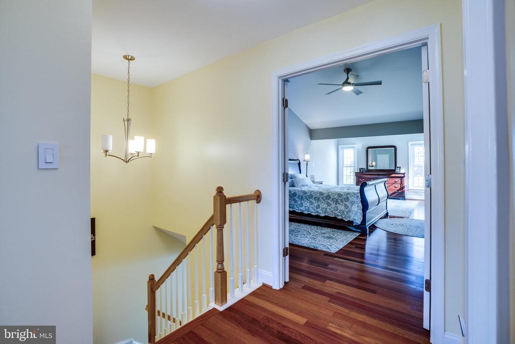 21292 VICTORIAS CROSS TERRACE