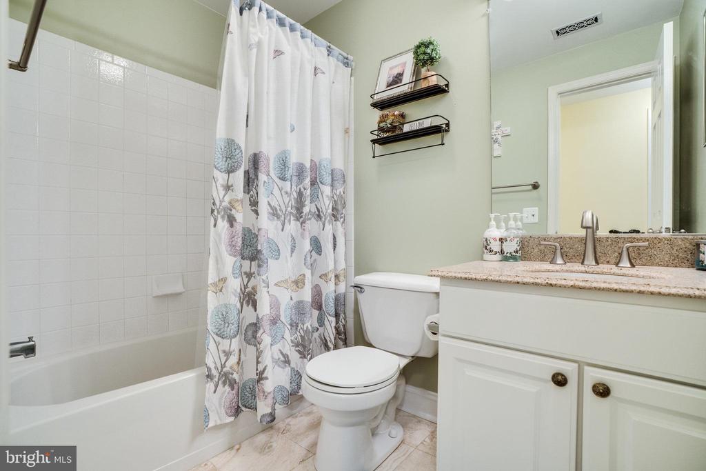21292 VICTORIAS CROSS TERRACE