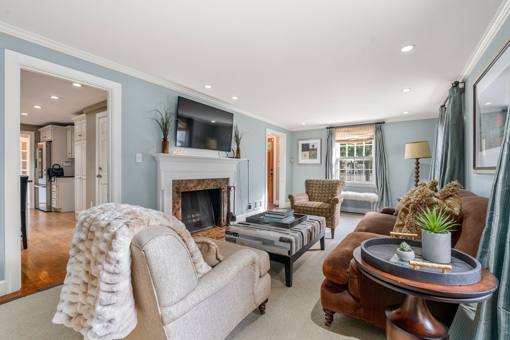 5 Ivy Road