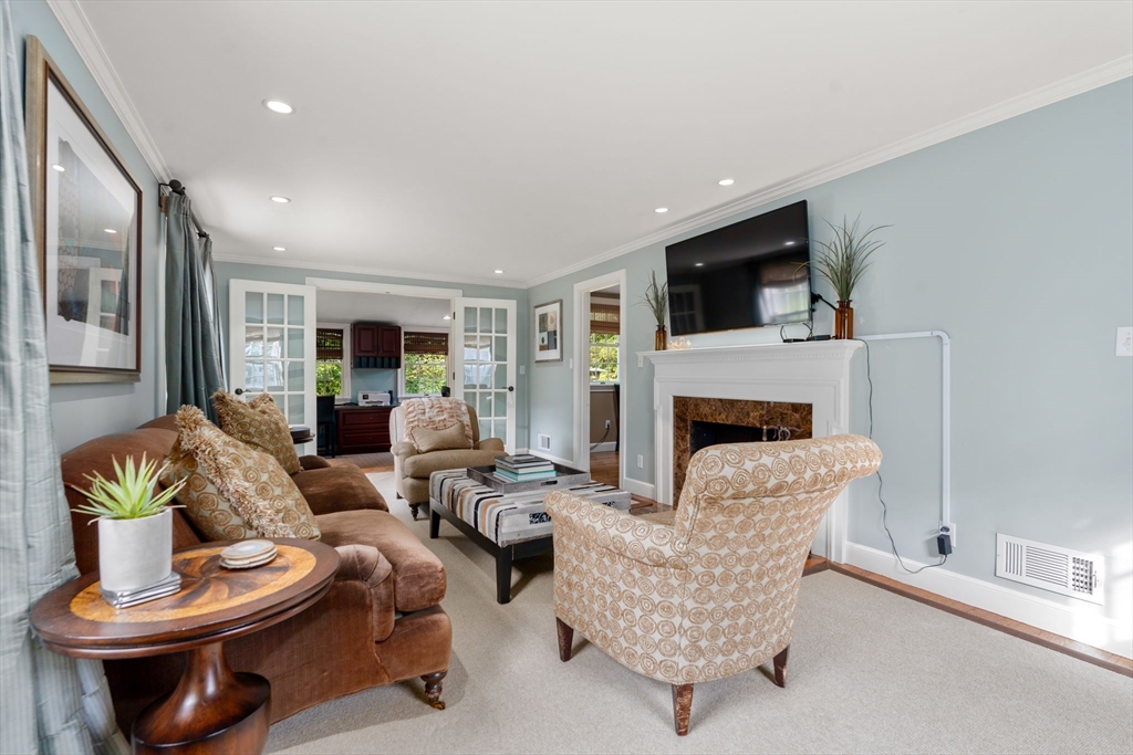 5 Ivy Road