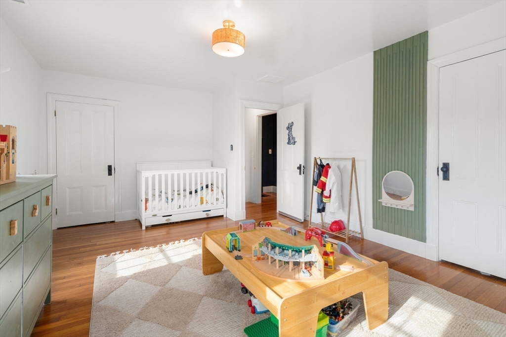 3 Bobolink Rd