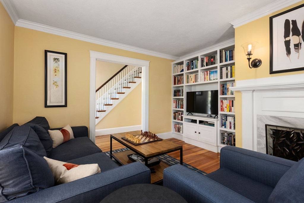 241 Weston Rd