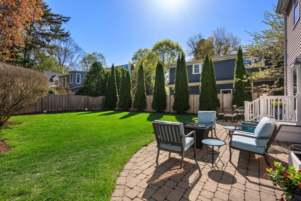 241 Weston Rd