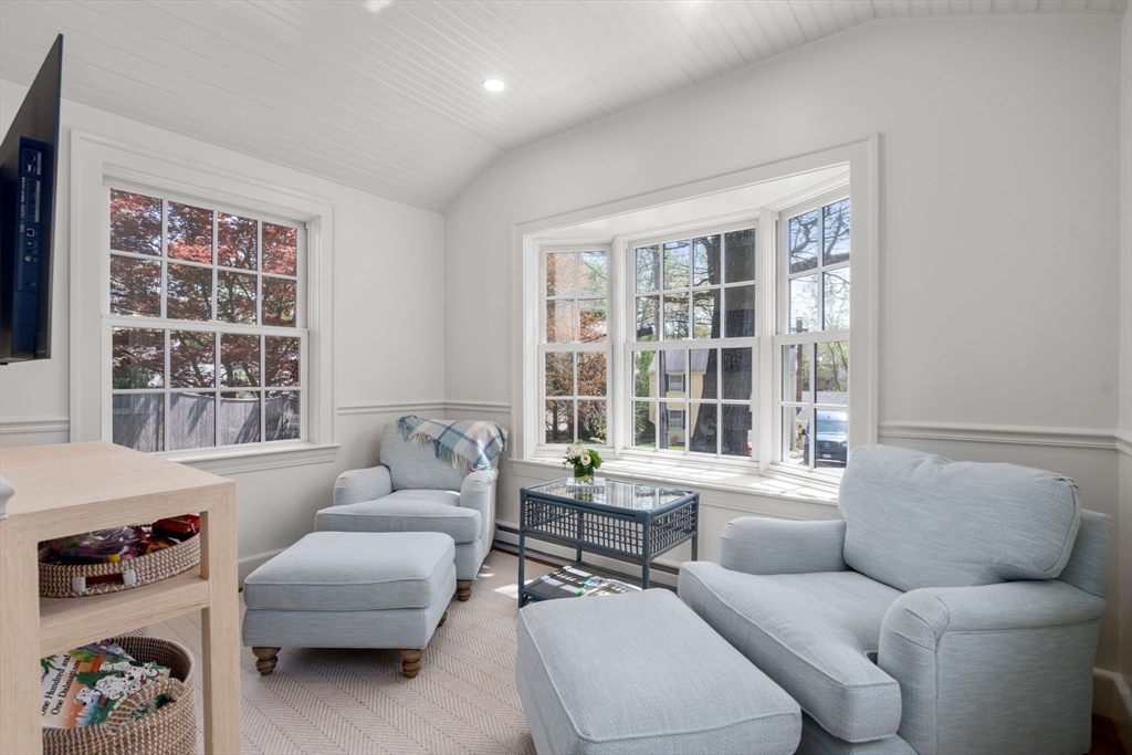 15 Lafayette Cir