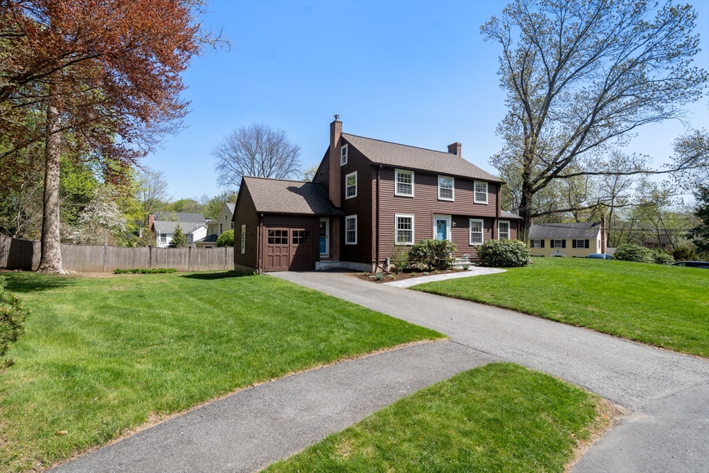 15 Lafayette Cir