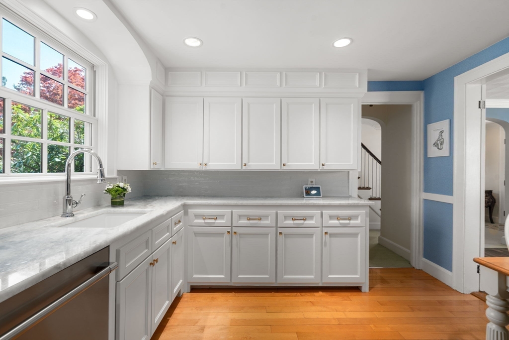15 Lafayette Cir