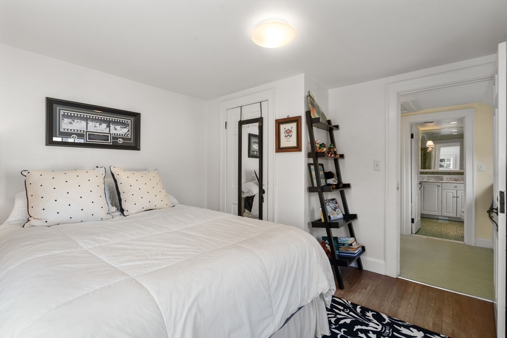 15 Lafayette Cir