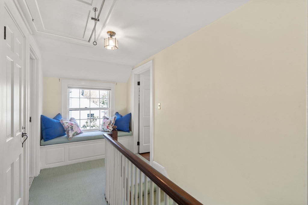 15 Lafayette Cir