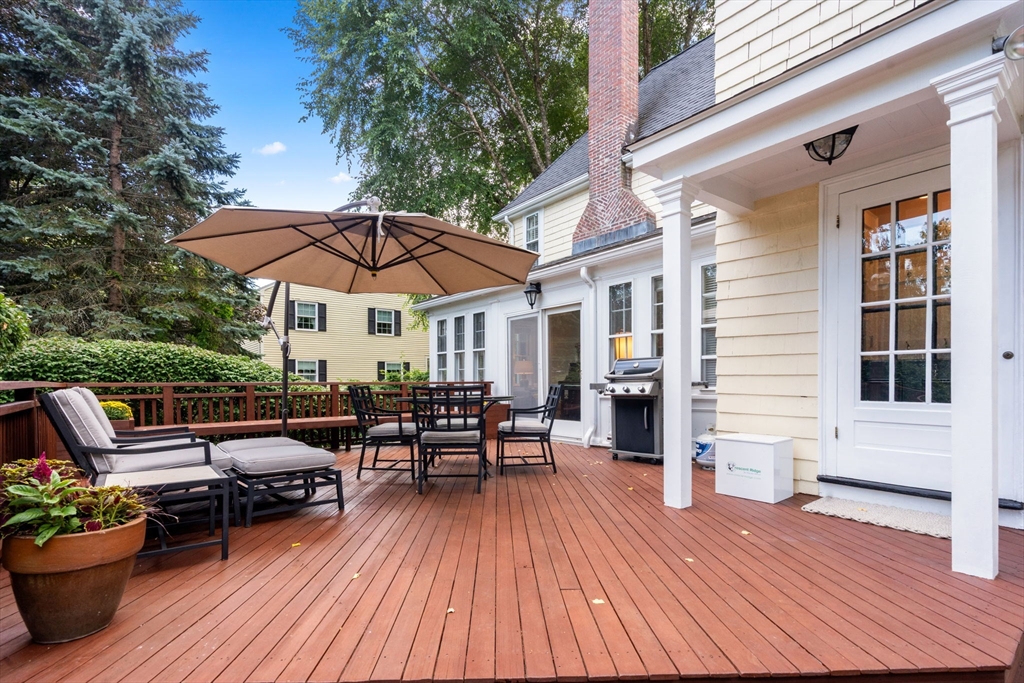 17 Atwood St