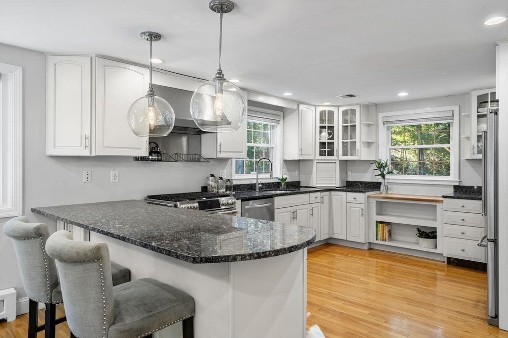 25 Cedar Hill Rd