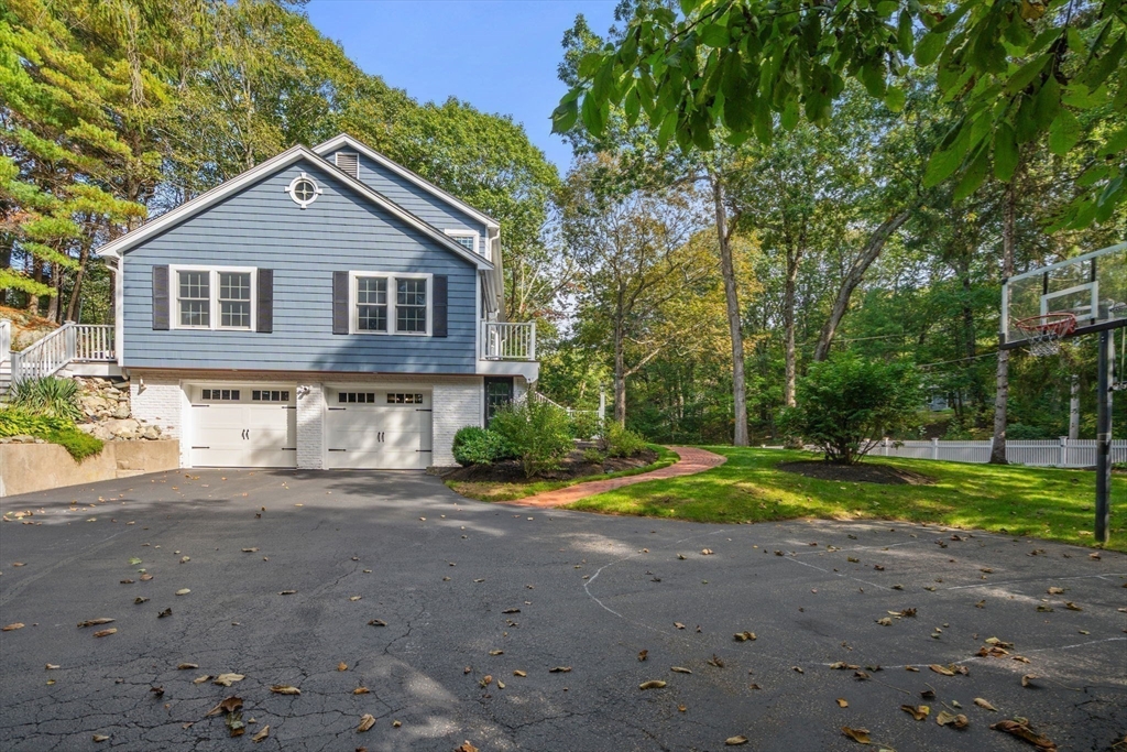 25 Cedar Hill Rd