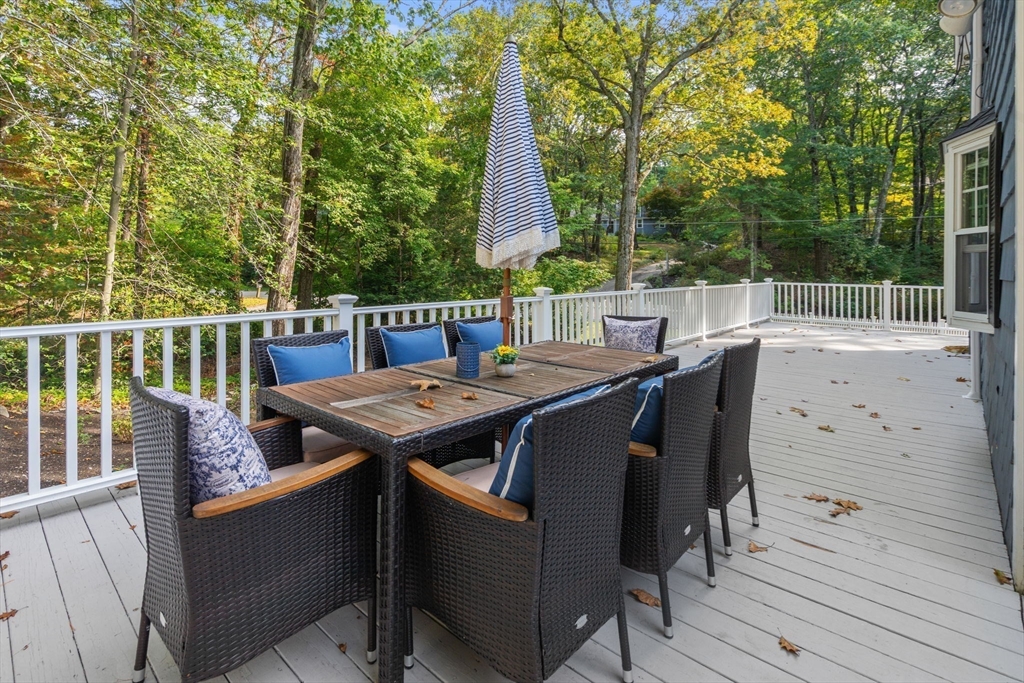 25 Cedar Hill Rd