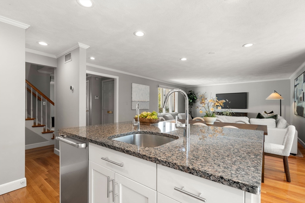 32 Linden St # 5