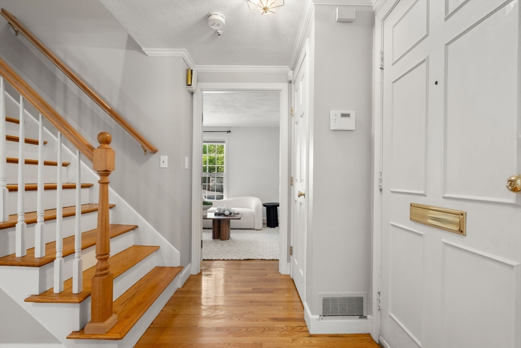 32 Linden St # 5