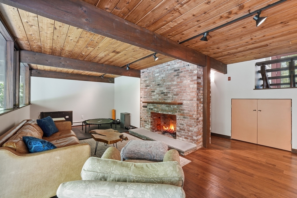 59 Prospect St
