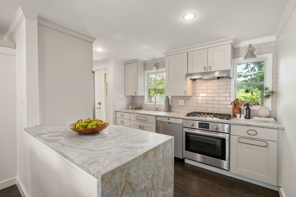 11 Oak St # 45