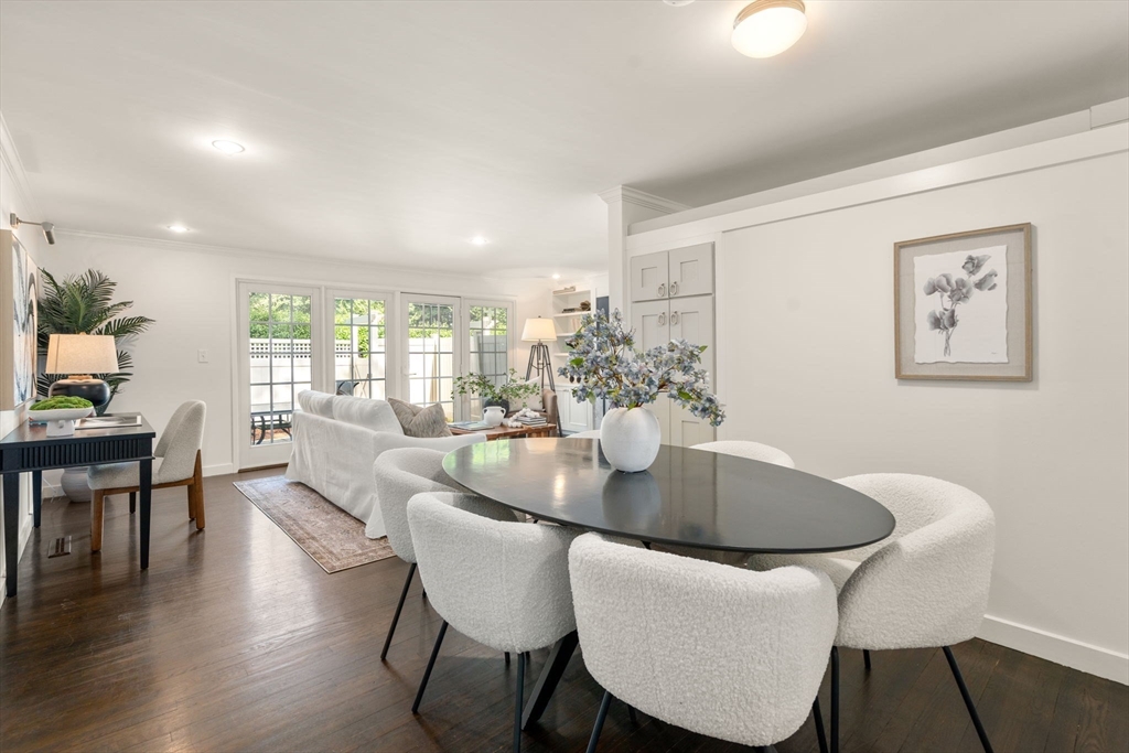 11 Oak St # 45