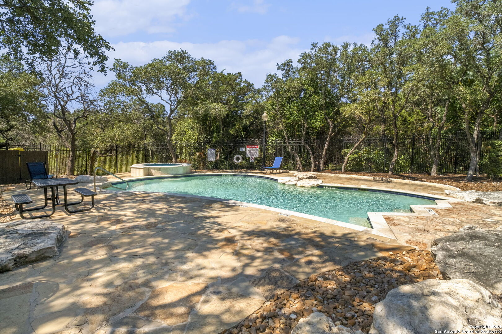 18911 BROOKWOOD FOREST