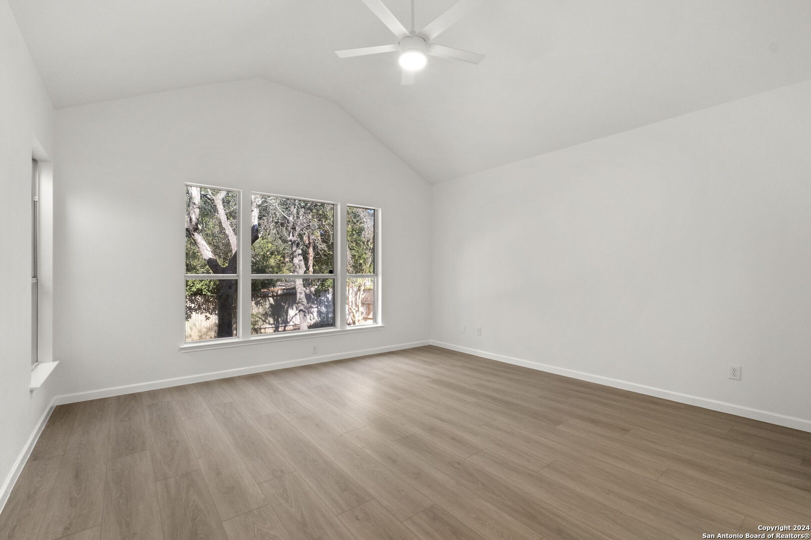 18911 BROOKWOOD FOREST